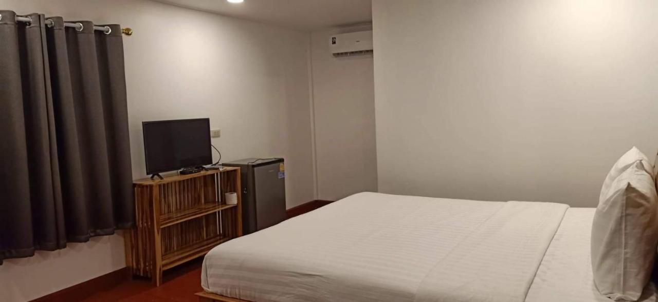 Hotel King Fa House à Mae Sot Extérieur photo