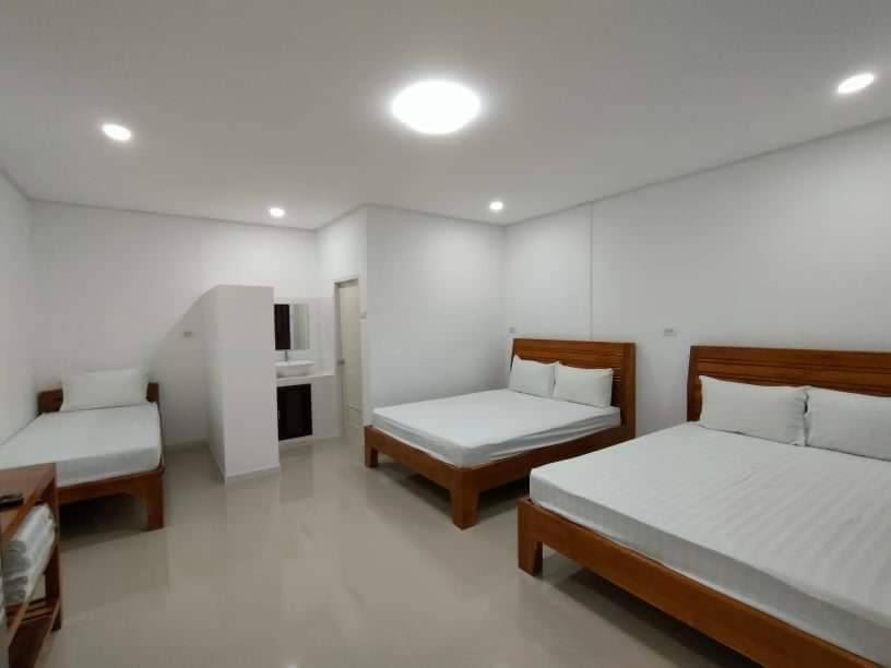 Hotel King Fa House à Mae Sot Extérieur photo