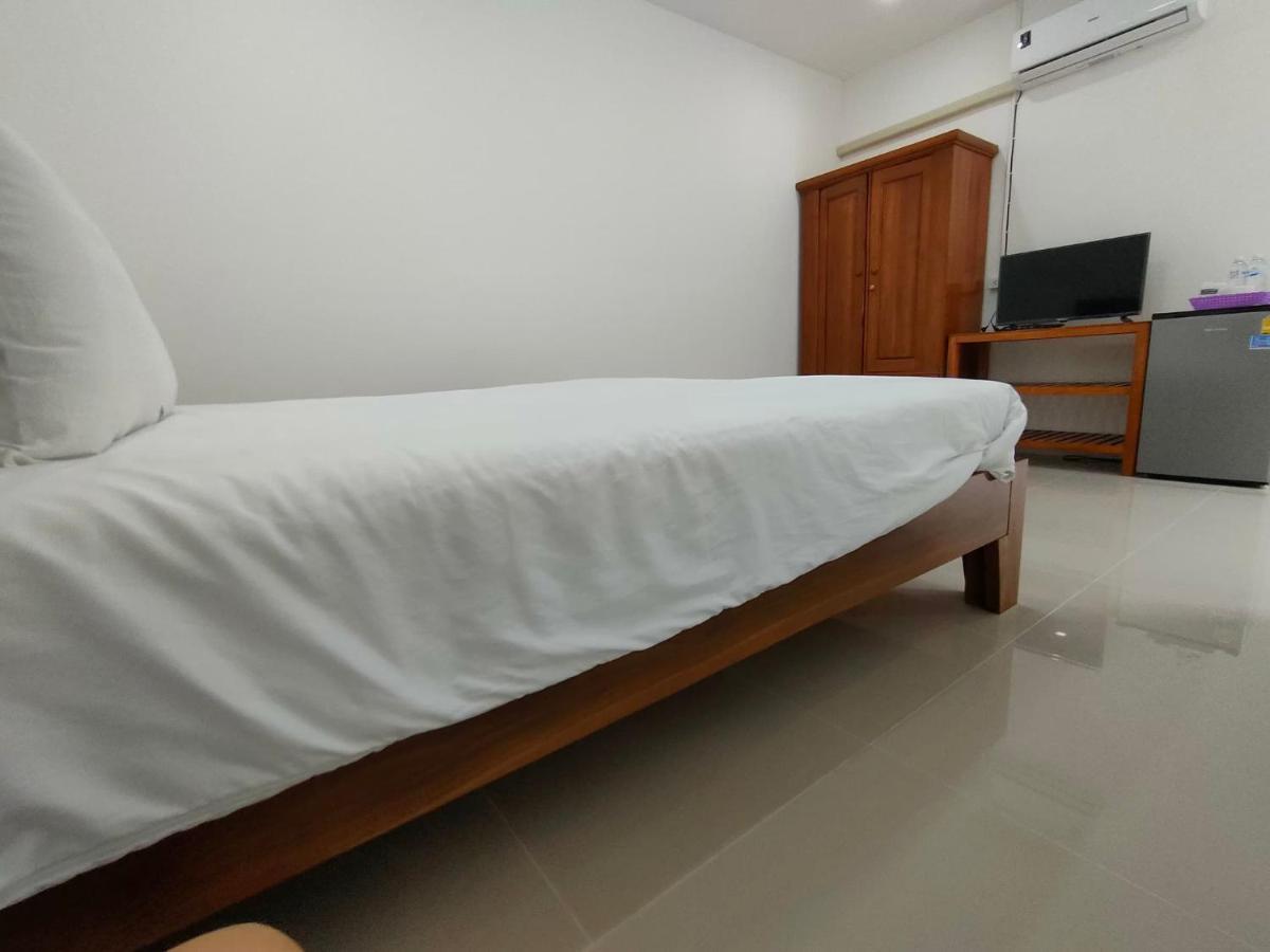 Hotel King Fa House à Mae Sot Extérieur photo